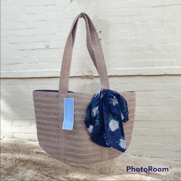 Vici Handbags - Wickard beach bag tote